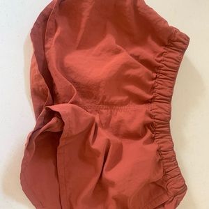 Patagonia Barely Baggies 2.5 Medium in red
